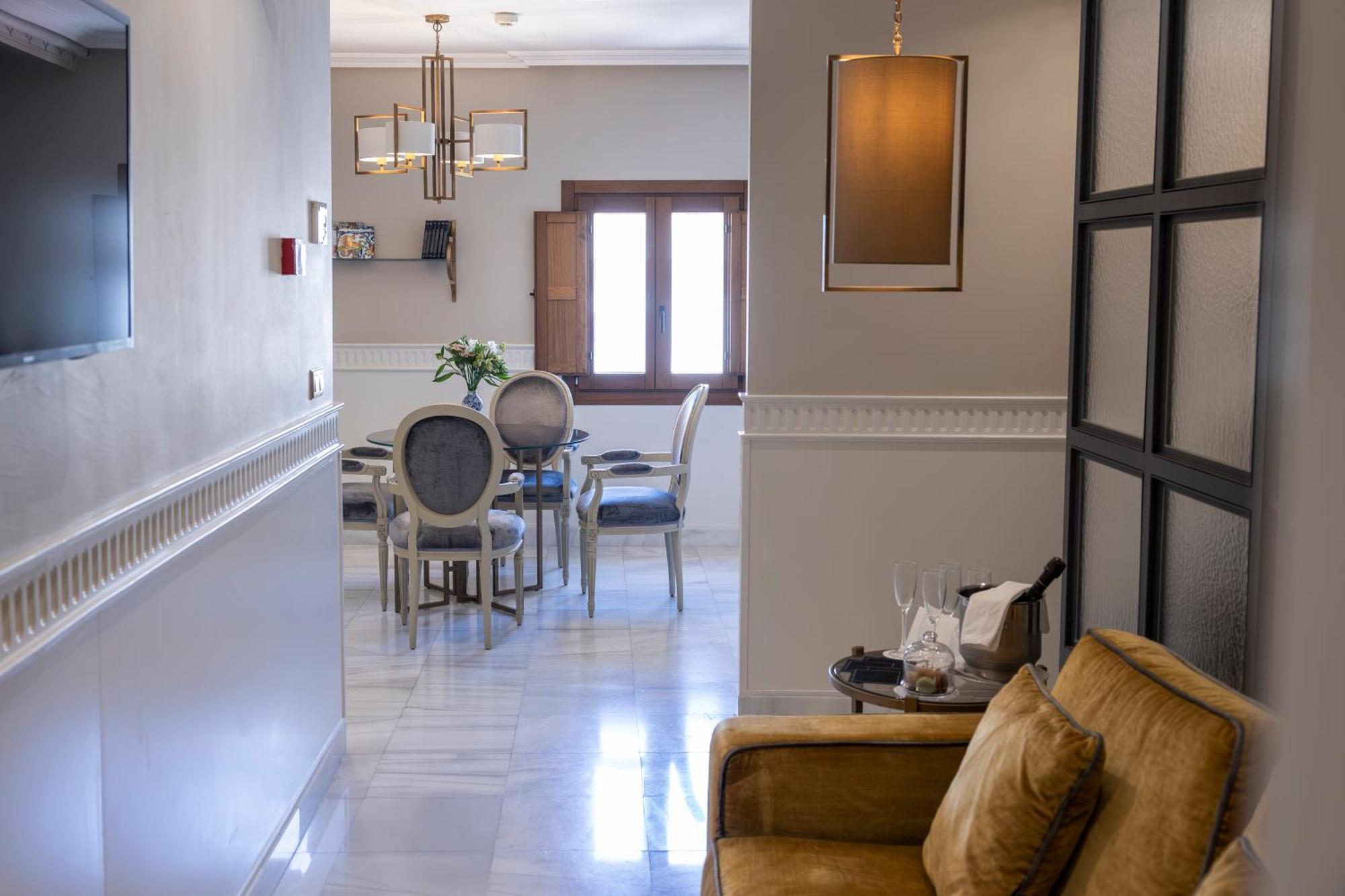 Hotel Gravina 51 4*
